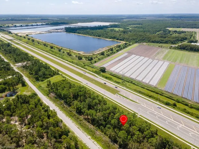 2810  Meadow  RD, Lehigh Acres, FL 33974