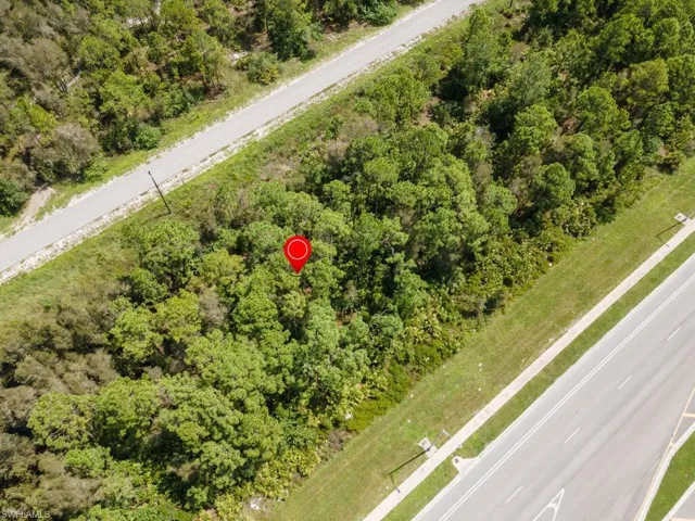 2810  Meadow  RD, Lehigh Acres, FL 33974