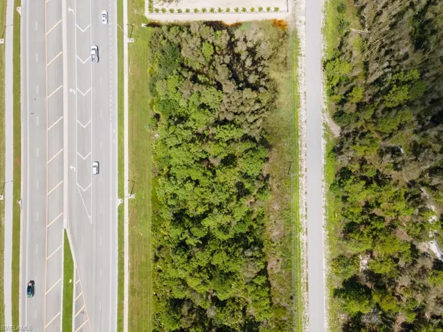 2810  Meadow  RD, Lehigh Acres, FL 33974