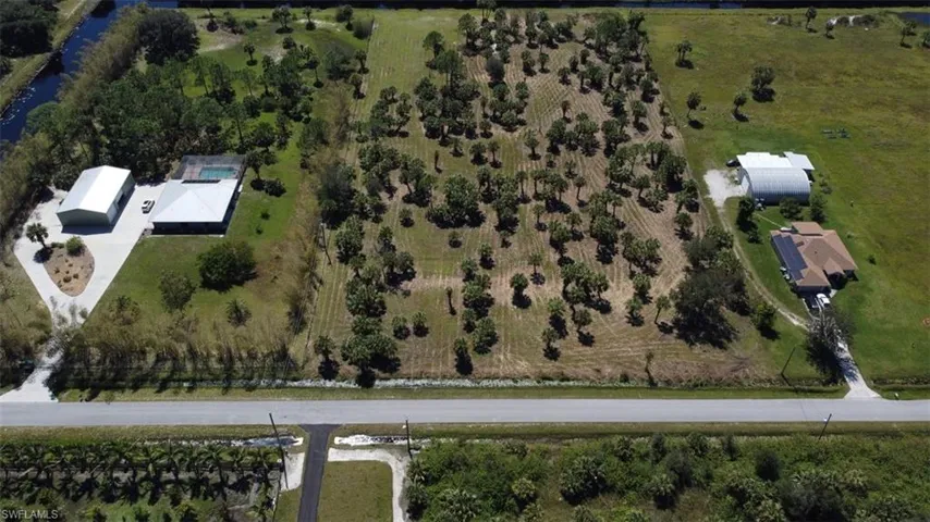 Bird's eye view with a rural view