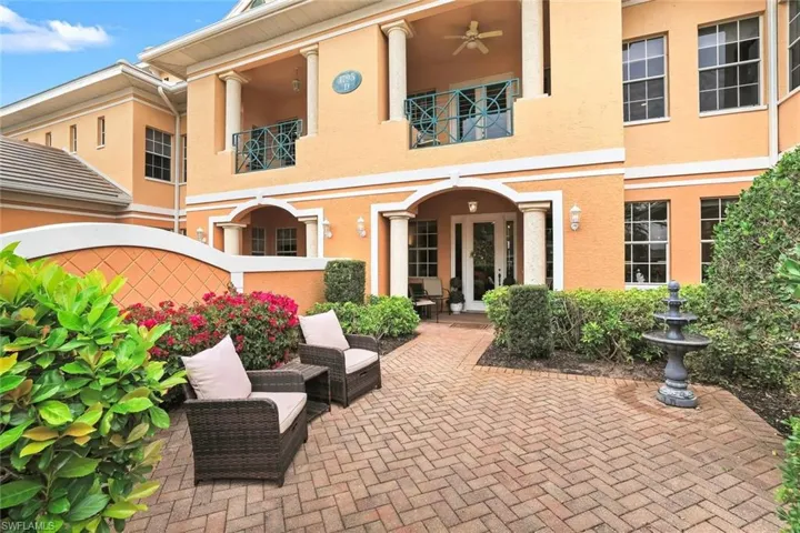 Large south facing private courtyard