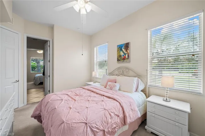 5014  Old Pond  DR, Naples, FL 34104
