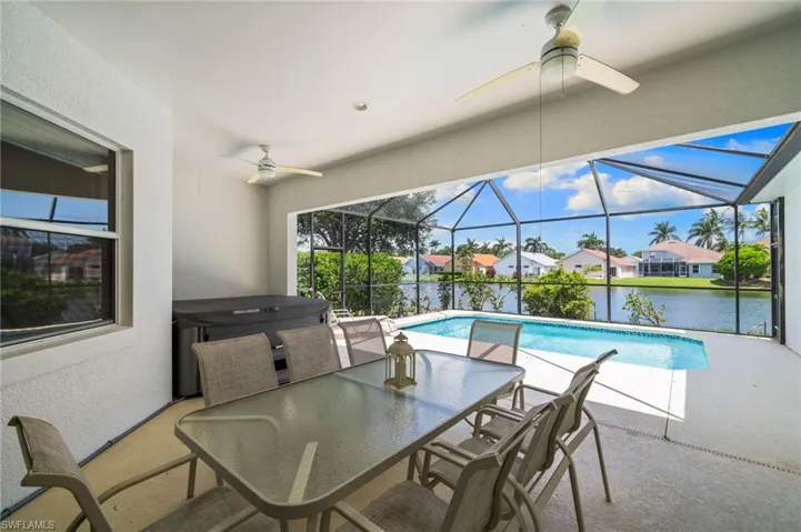 5014  Old Pond  DR, Naples, FL 34104