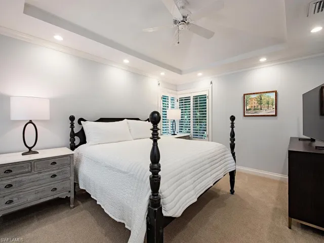 221 2nd Ave N, Naples, Florida 34102