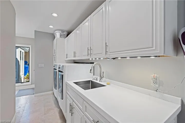 16726  Panther Paw  CT, Fort Myers, FL 33908