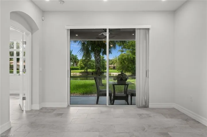 14105 Winchester Ct 504, Naples, Florida 34114