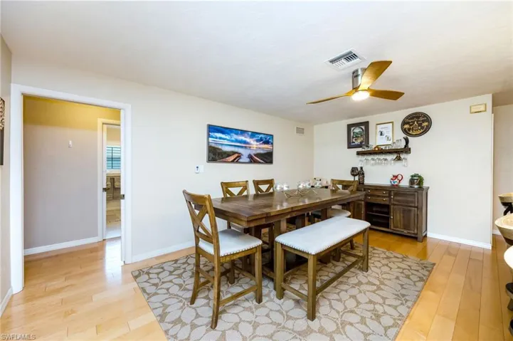 216 Willoughby Dr, Naples, Florida 34110