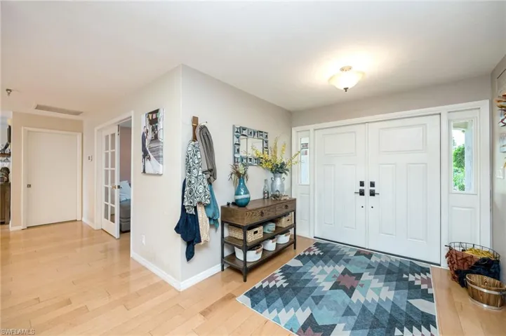 216 Willoughby Dr, Naples, Florida 34110