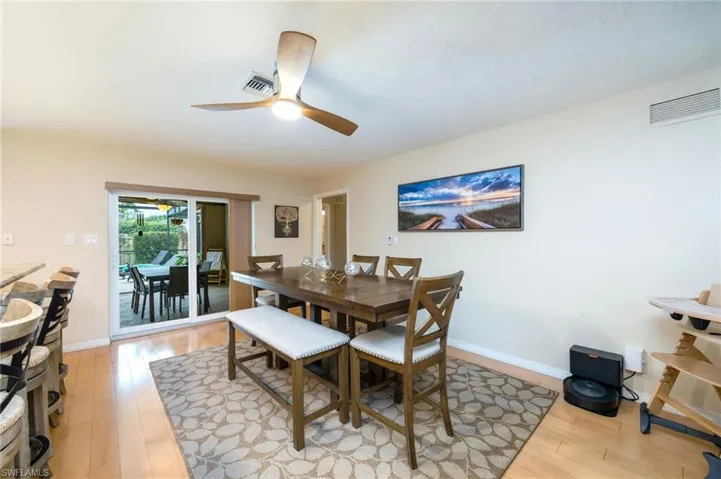 216 Willoughby Dr, Naples, Florida 34110