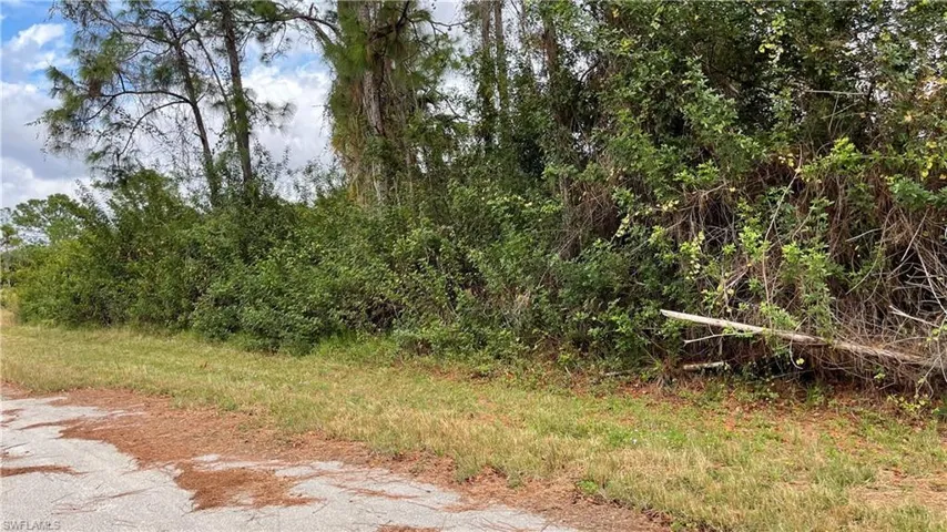 151 Andalucia AVE S, LEHIGH ACRES FL 33974