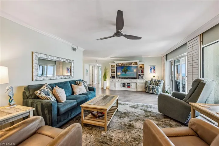 3399 Gulf Shore Blvd N # 611, Naples Fl 34103