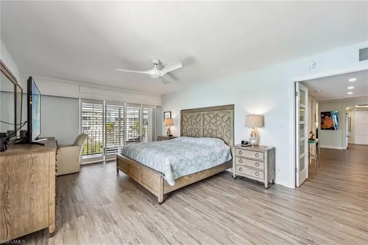 3399 Gulf Shore Blvd N # 611, Naples Fl 34103