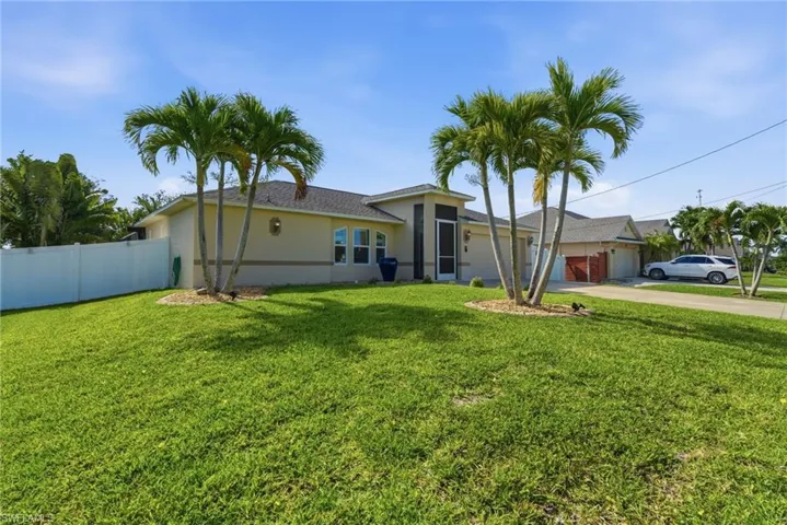 317 Sw 25th Ave, Cape Coral, Florida 33991
