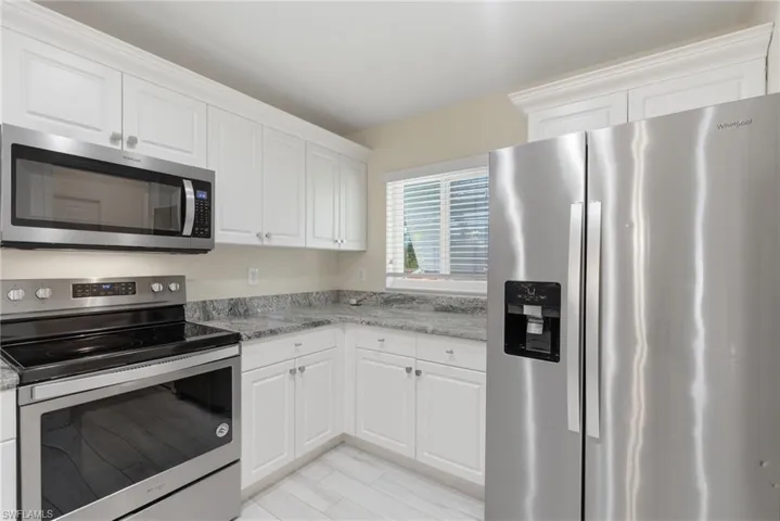 317 Sw 25th Ave, Cape Coral, Florida 33991