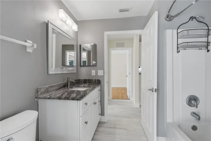 317 Sw 25th Ave, Cape Coral, Florida 33991