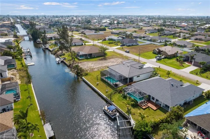 2101 Sw 29th Ter, Cape Coral, Florida 33914