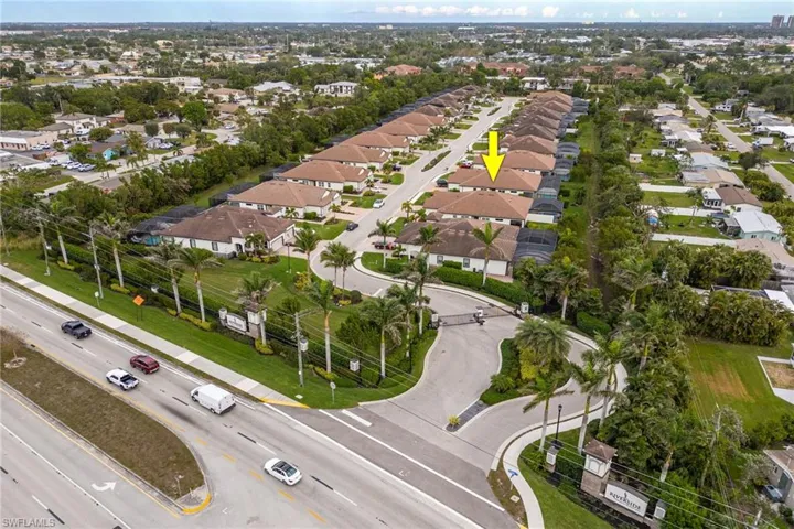 Drone / aerial view featuring a residential view