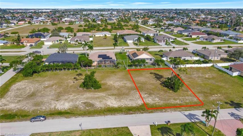 1811 SW 43rd ST, CAPE CORAL FL 33914