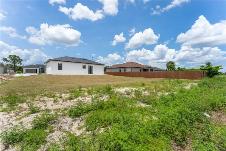 2803  1st W ST, Lehigh Acres, FL 33971
