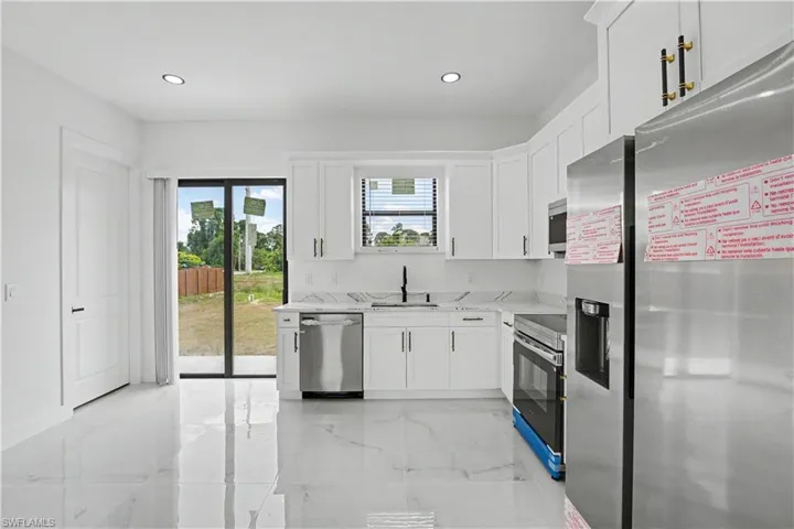 2803  1st W ST, Lehigh Acres, FL 33971