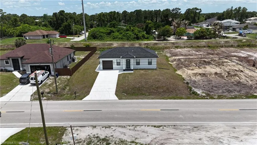2803  1st W ST, Lehigh Acres, FL 33971