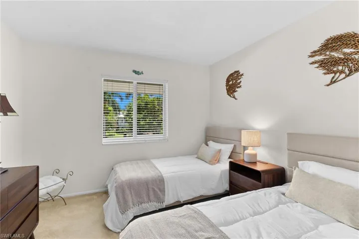 468 12th Ave S 468, Naples, Florida 34102