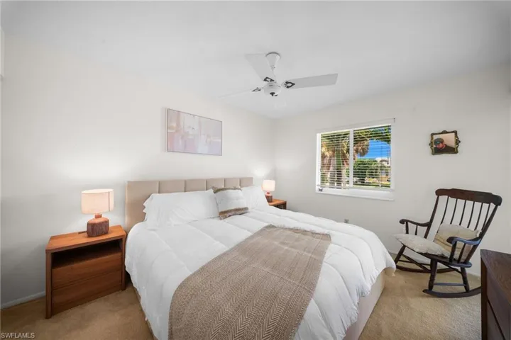 468 12th Ave S 468, Naples, Florida 34102