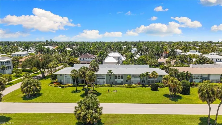 468 12th Ave S 468, Naples, Florida 34102
