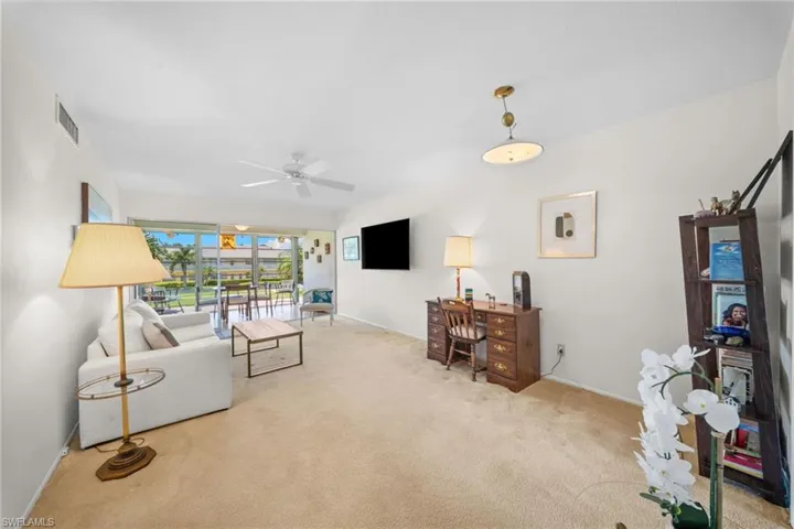 468 12th Ave S 468, Naples, Florida 34102