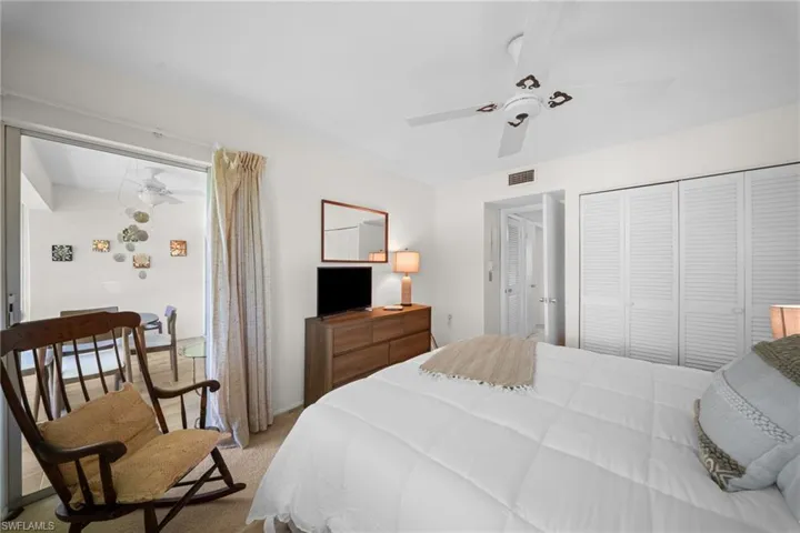 468 12th Ave S 468, Naples, Florida 34102