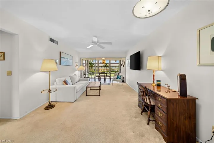 468 12th Ave S 468, Naples, Florida 34102