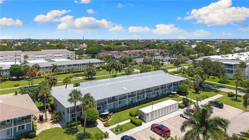 468 12th Ave S 468, Naples, Florida 34102