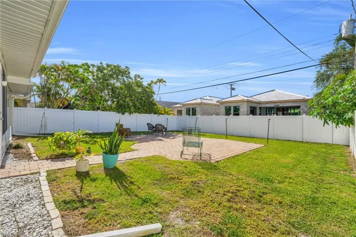 832 92nd Ave N, Naples Fl 34108