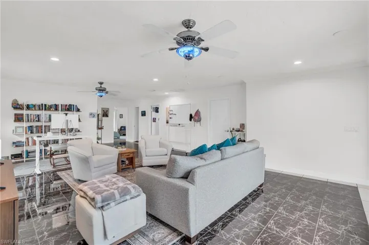 832 92nd Ave N, Naples Fl 34108