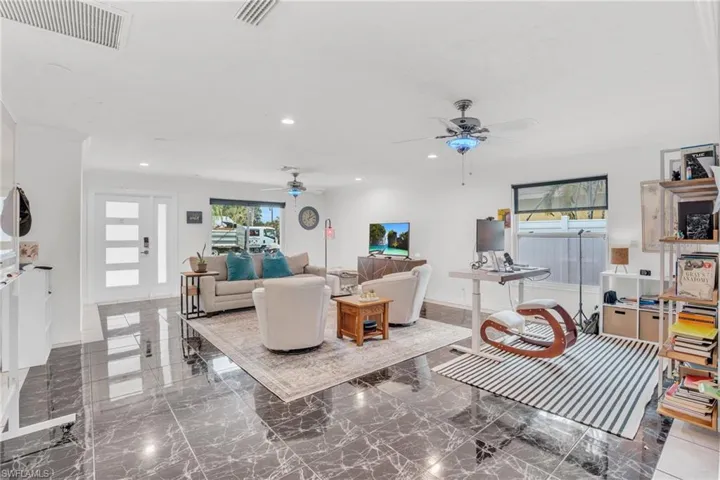 832 92nd Ave N, Naples Fl 34108
