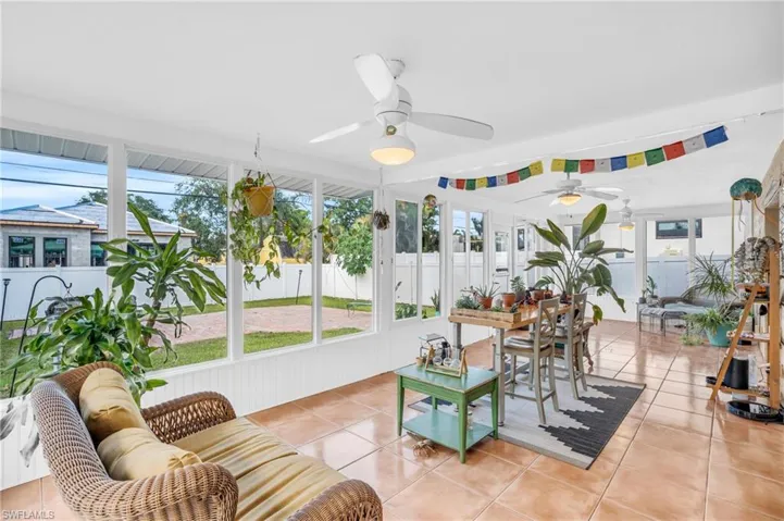832 92nd Ave N, Naples Fl 34108