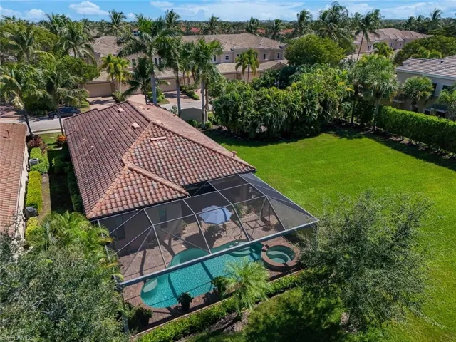 3130 Aviamar Cir, Naples, Florida 34114
