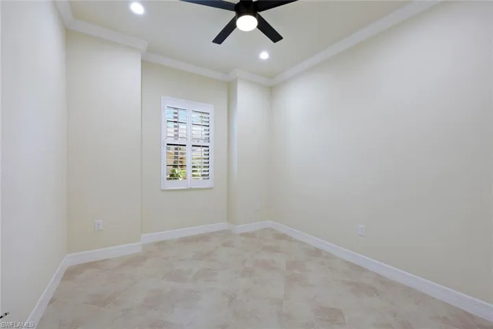3130 Aviamar Cir, Naples, Florida 34114