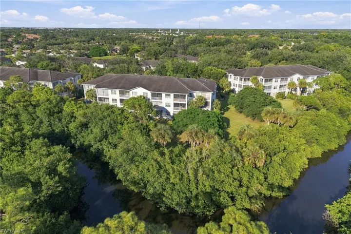 3431 Pointe Creek Ct 302, Bonita Springs, Florida 34134