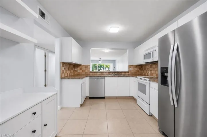 5737 Whitaker Rd C101, Naples, Florida 34112