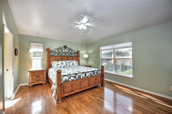 Upstairs Master Suite