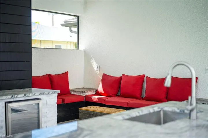 231 Gleason Pkwy, Cape Coral, Florida 33914