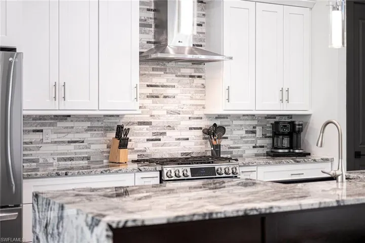 231 Gleason Pkwy, Cape Coral, Florida 33914