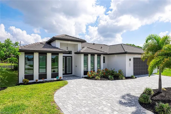 231 Gleason Pkwy, Cape Coral, Florida 33914