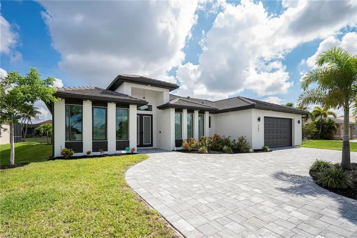 231 Gleason Pkwy, Cape Coral, Florida 33914