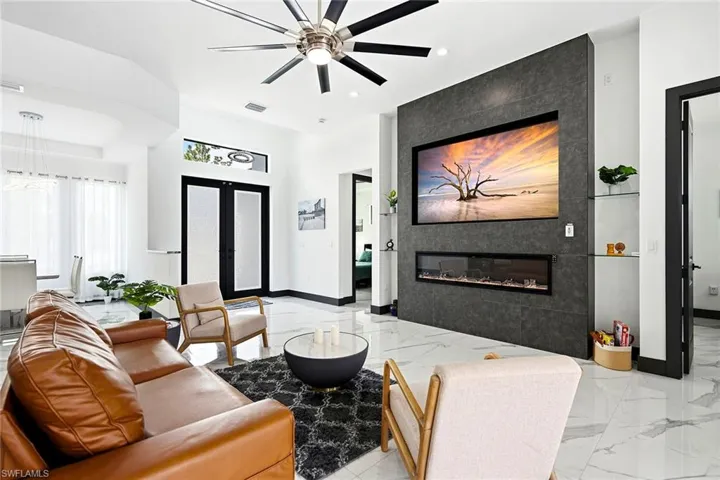 231 Gleason Pkwy, Cape Coral, Florida 33914
