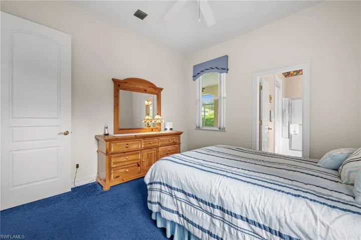 2027 Castle Garden Ln, Naples, Florida 34110