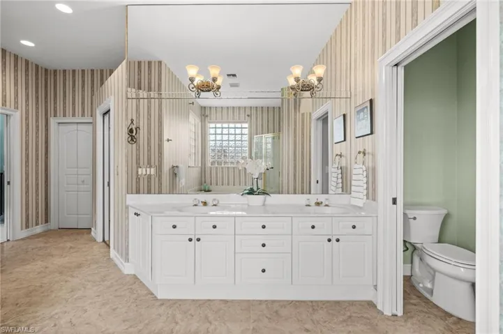 2027 Castle Garden Ln, Naples, Florida 34110