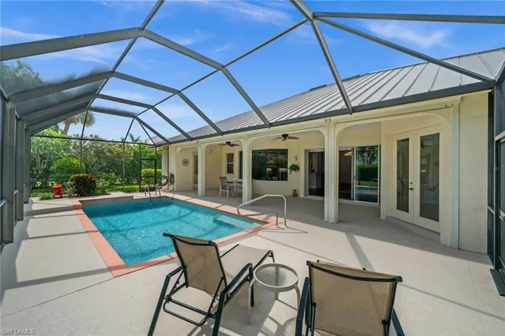 2027 Castle Garden Ln, Naples, Florida 34110
