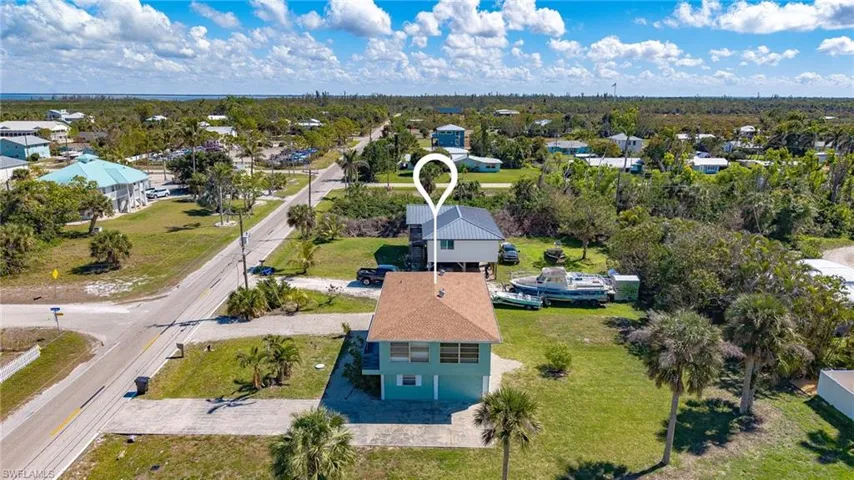 7431 Barrancas Ave, Bokeelia Fl 33922